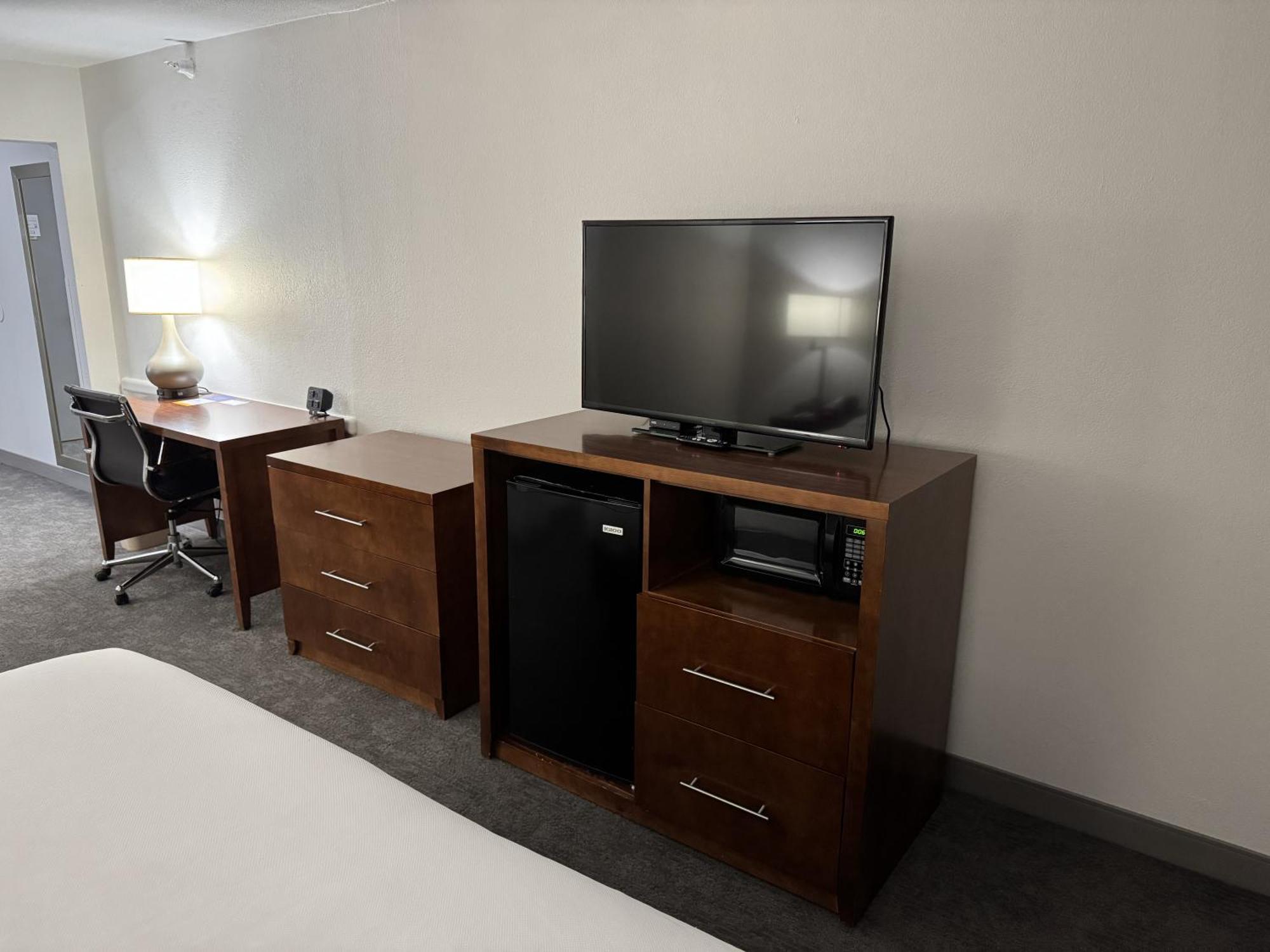 Comfort Northwest Hotel 2*